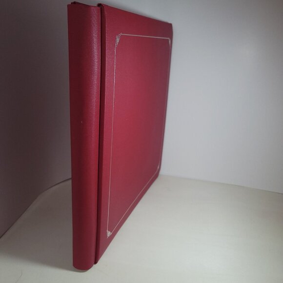 Creative Memories Original 12x12 Red Album w/15 wh pages and Gold foil/trim - Picture 11 of 15